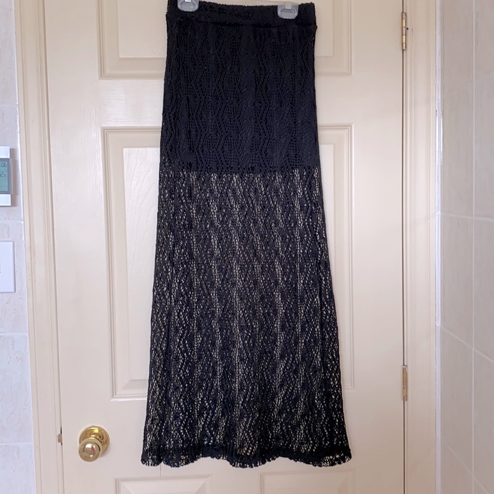Kendall and Kylie PAC Sun skirt
